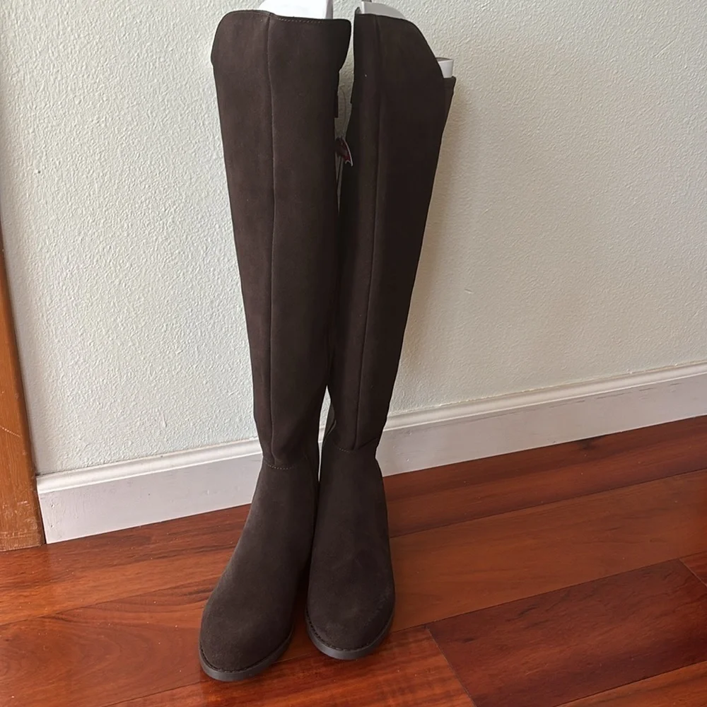 NWT Blondo waterproof boots